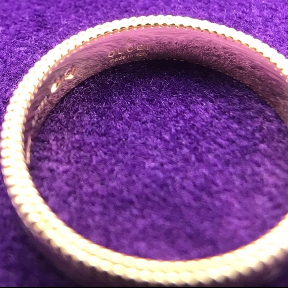 NWT GUCCI 18K Yellow Gold and White Enamel Icon Blooms Ring size 8 - Picture 9 of 13